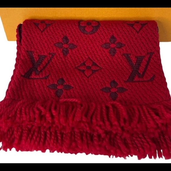 Authentic LV scarf - Picture 2 of 5
